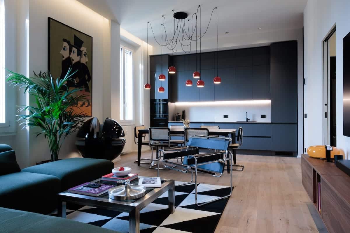Appartamento a Milano con cucina moderna e parquet